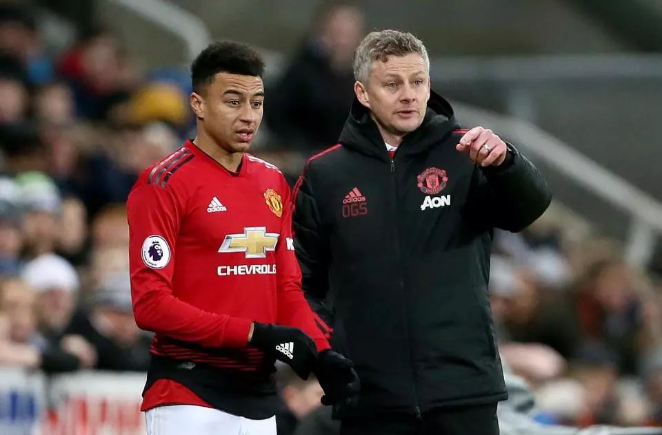 了对手防守 了对手防守